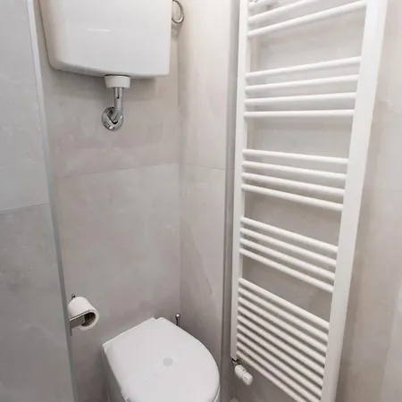 Minicasa Di Lusso Con Lavanderia E Ricarica E-bike * トリエステ